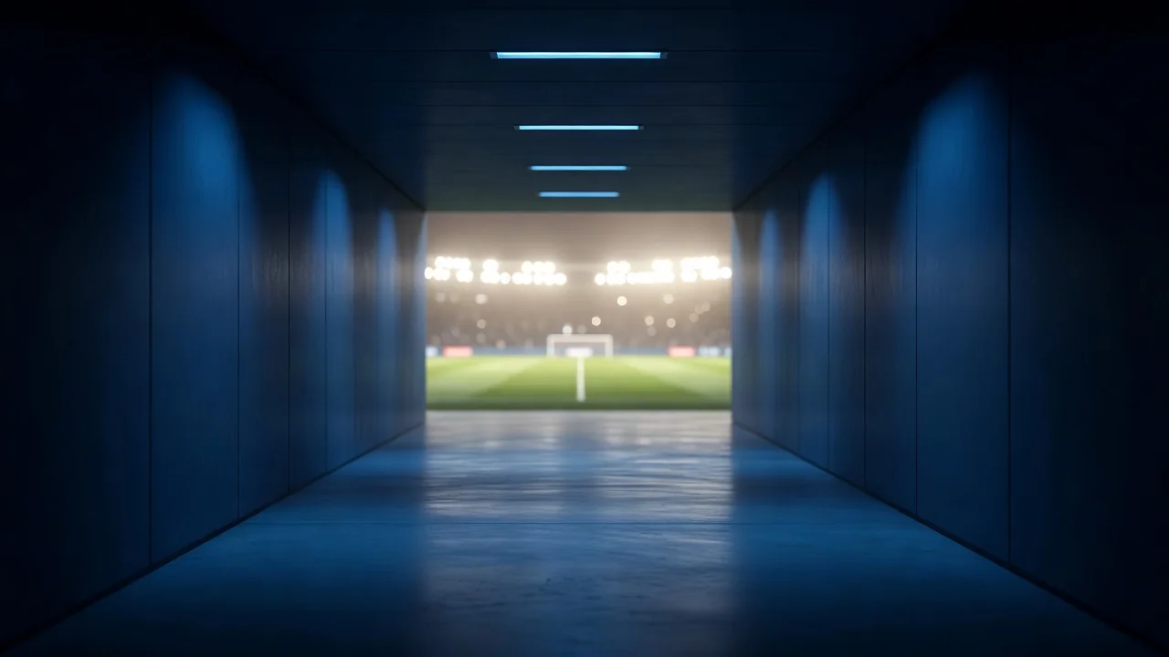 Túnel de arena esportiva em tons de azul levando ao gramado iluminado